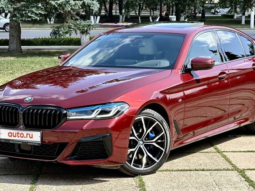 Бмв 5 серии 2021