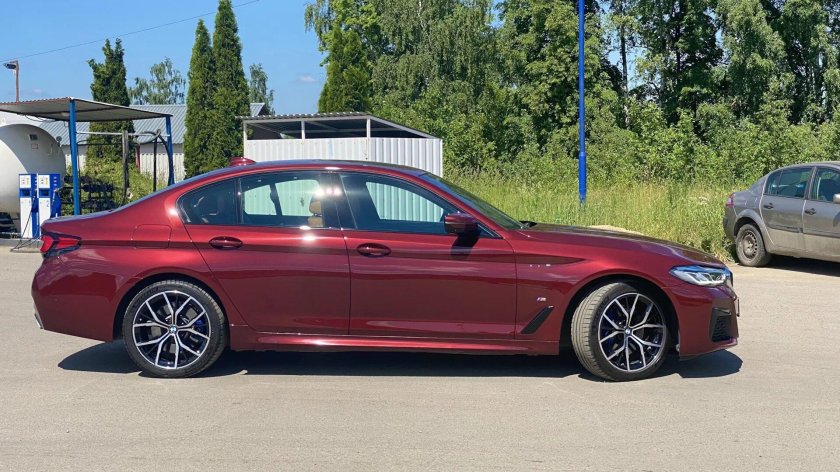 BMW m5 f10 Red
