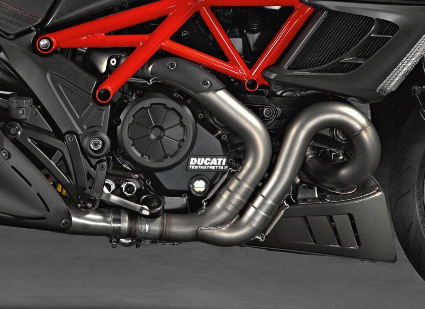 Дукати Диавель выхлоп