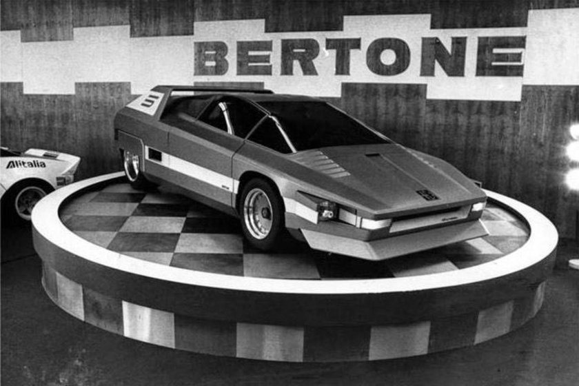 Alfa Romeo 33 Navajo Bertone Concept