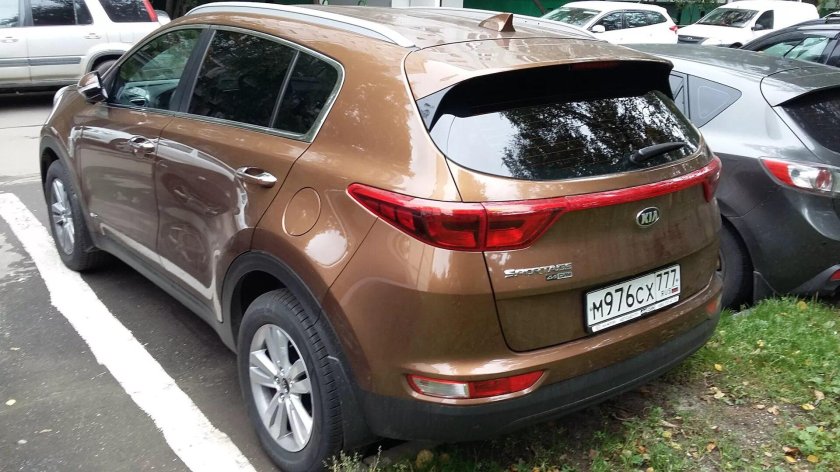 Kia Sportage 3 сзади