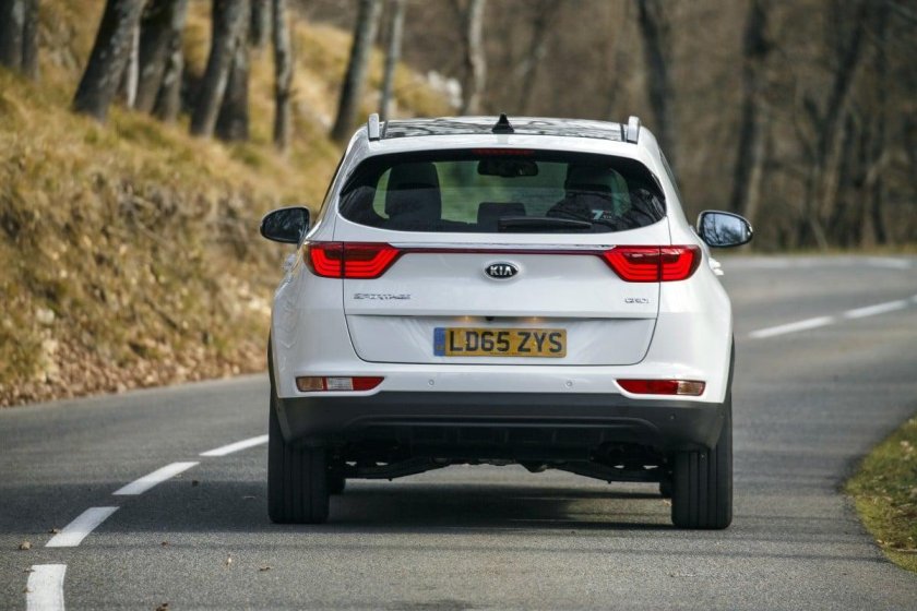 Спортейдж 4 сзади