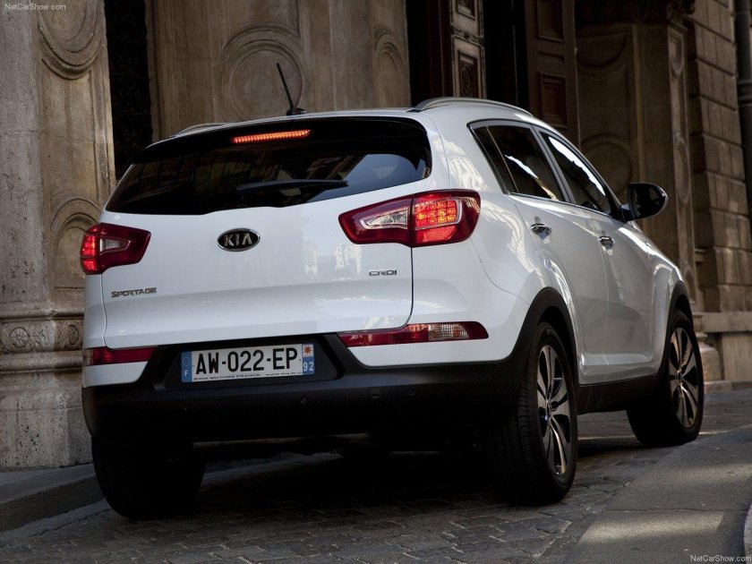 Спортейдж 3 сзади