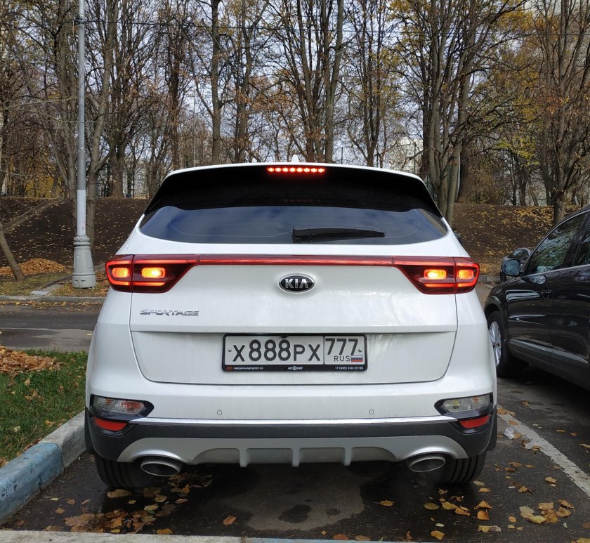 Kia Sportage 3 сзади
