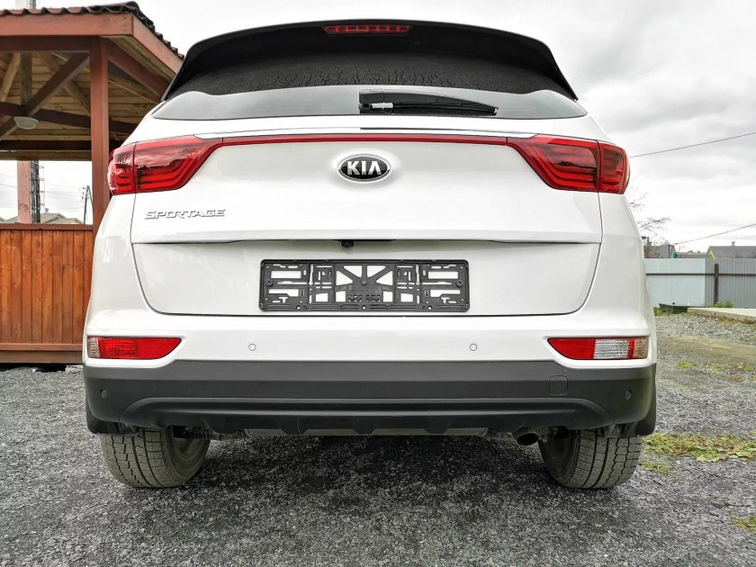 Спортейдж 4 сзади