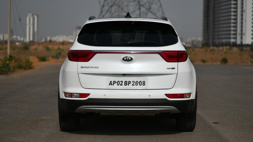 Kia Sportage 2018 сзади