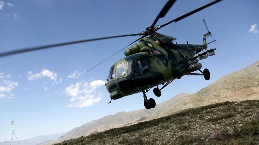 Ми-8 вертолёт военный