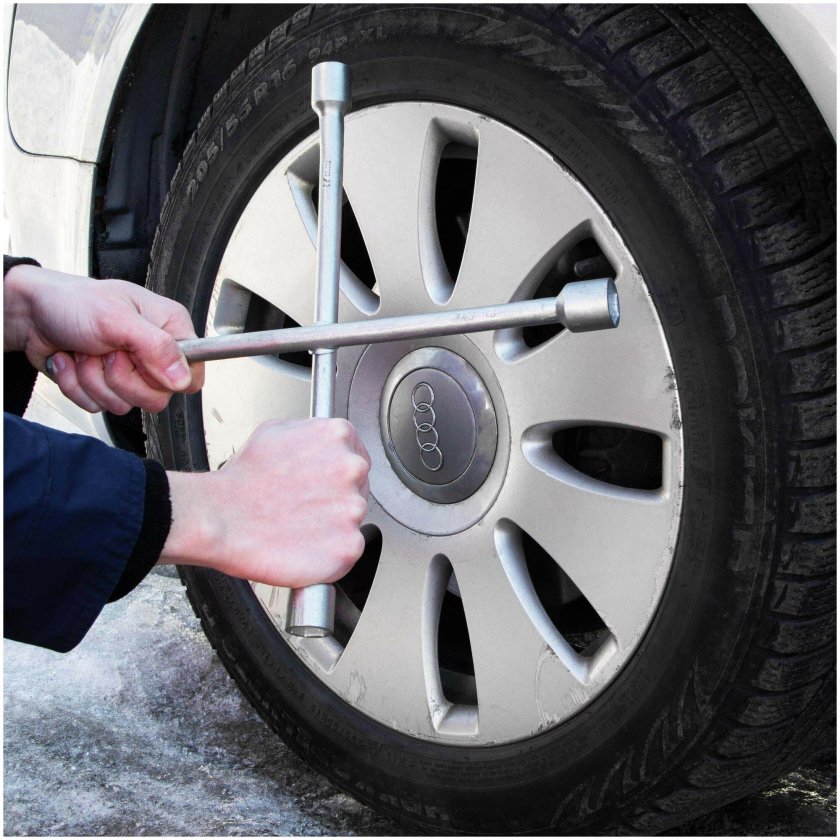 Ключ баллонный крестовой AVS 17*19*21*1/2мм CWW-2