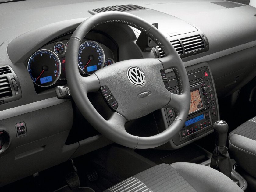 Volkswagen Sharan 2007 салон
