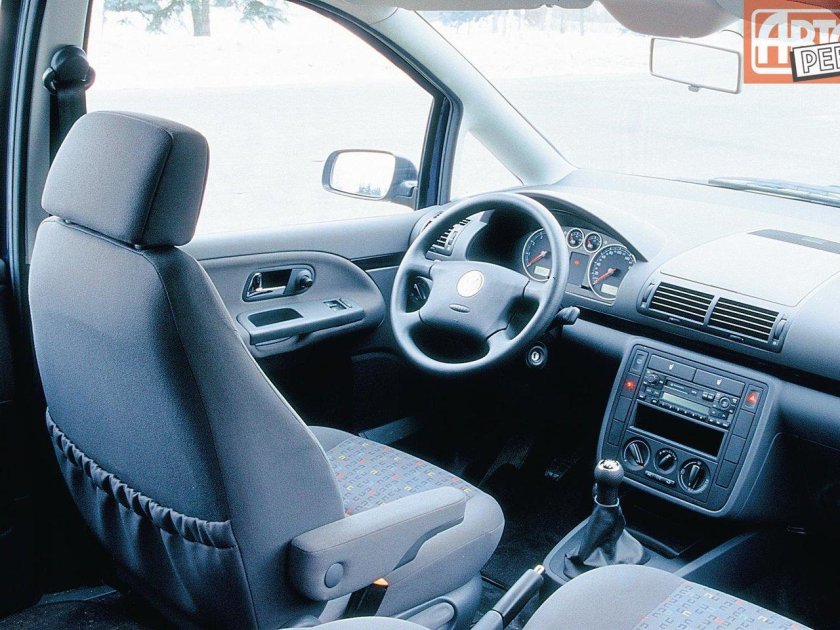 Volkswagen Sharan 1.9 МТ 2000