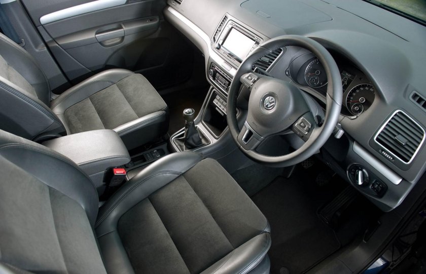 Шаран 2 салон