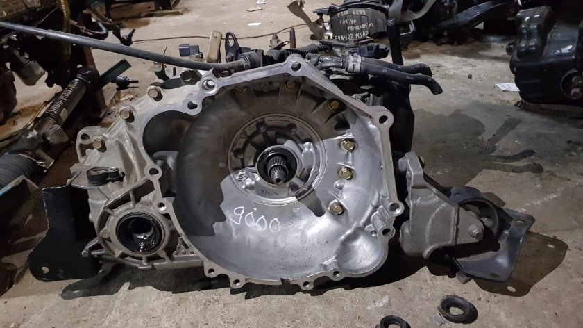 Мицубиси Спейс раннер АКПП