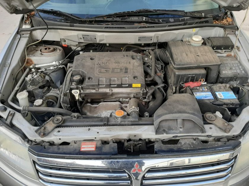 Mitsubishi Space Wagon 2.4