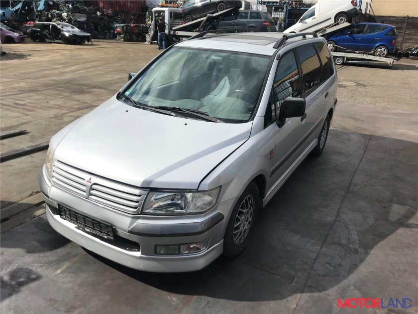 Митсубиси Спейс вагон 1999