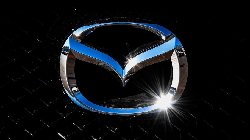 Mazda 3 logo