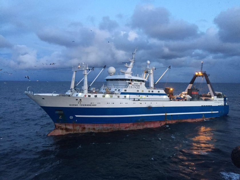 Витус Беринг траулер