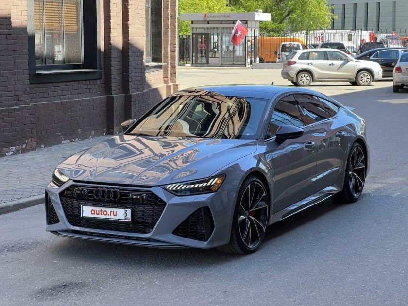 Ауди рс 7 2020