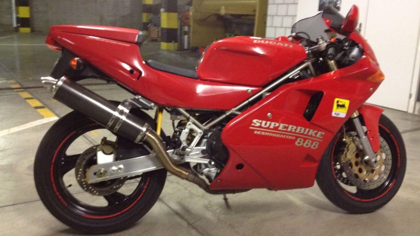 Ducati мотоцикл