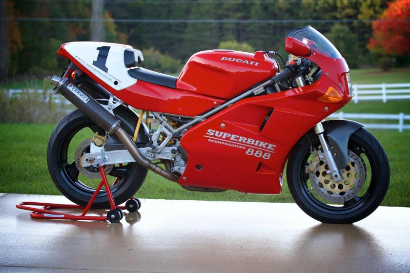 Ducati 888