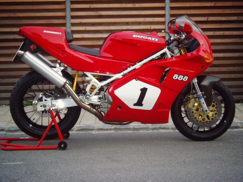 Ducati 888