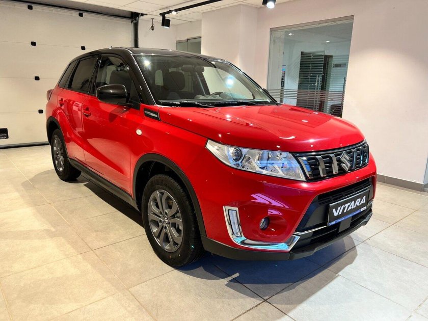 Сузуки витара 2021 красная