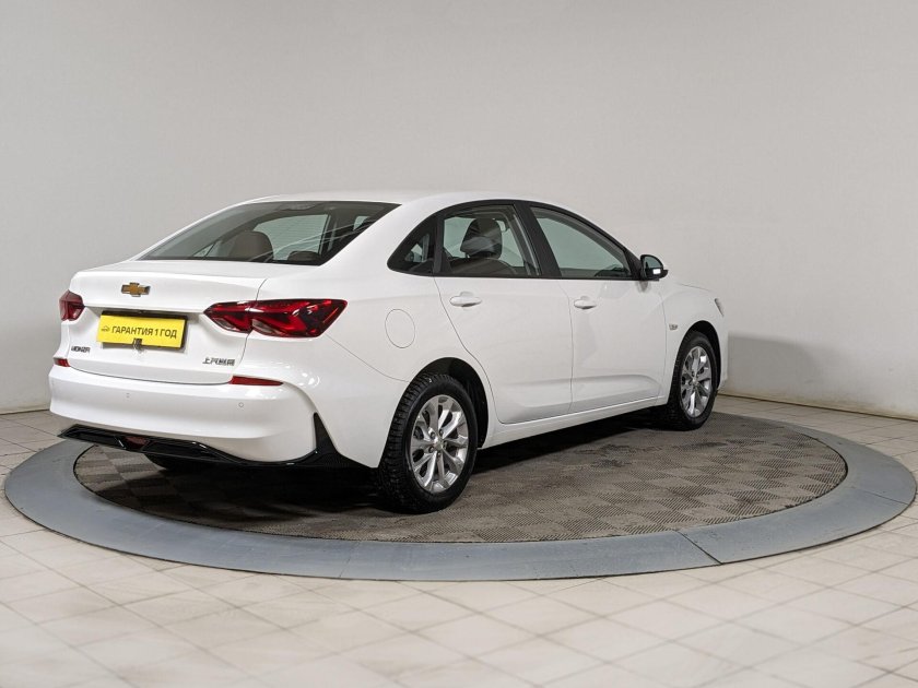 Chevrolet monza 2023