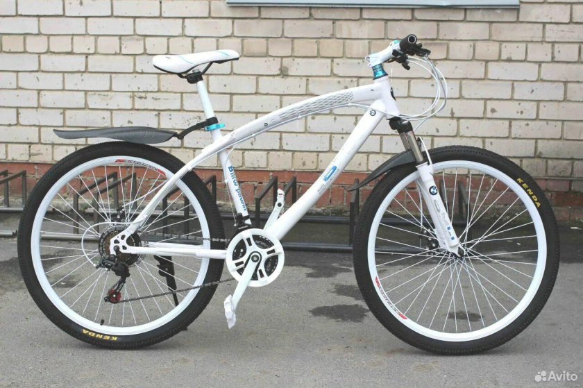 Велосипед БМВ на спицах