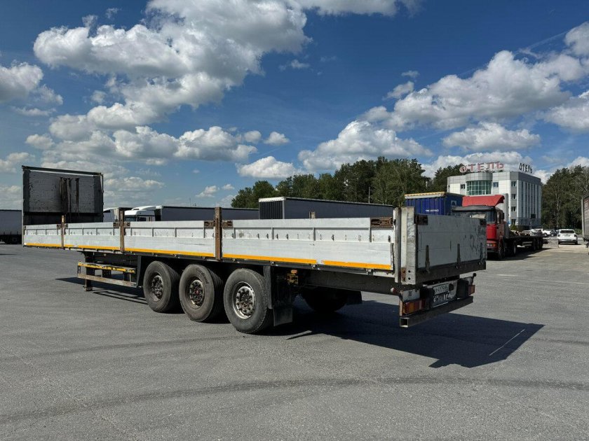 Полуприцеп бортовой schmitz