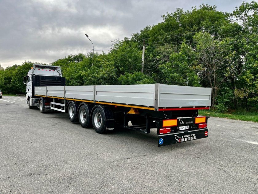 Шаланда полуприцеп