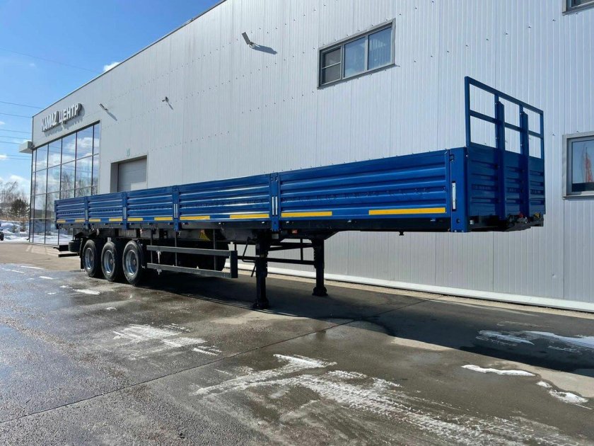 588513 Полуприцеп бортовой