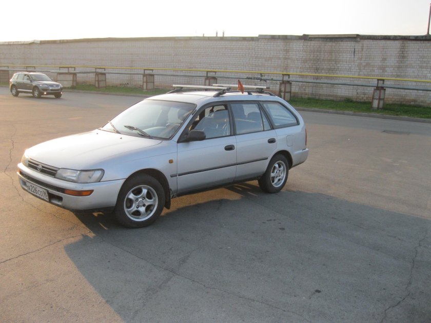 Тойота Королла универсал 1997