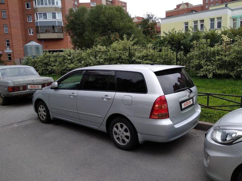 Тойота филдер универсал 2002