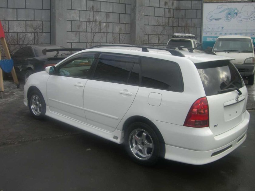 Тойота Филдер 2003