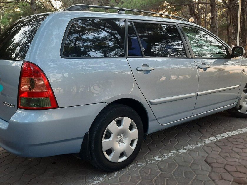 Тойота королла универсал 2002