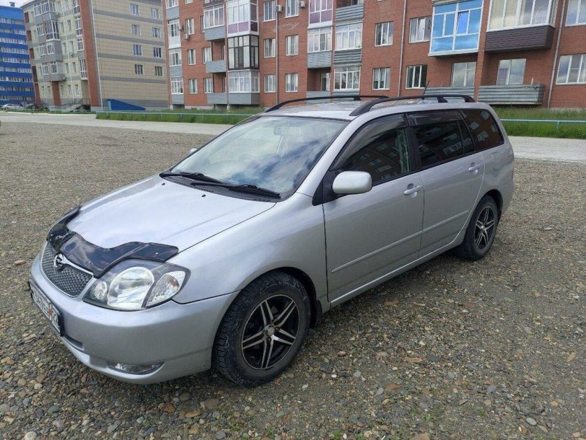 Toyota corolla fielder 2002