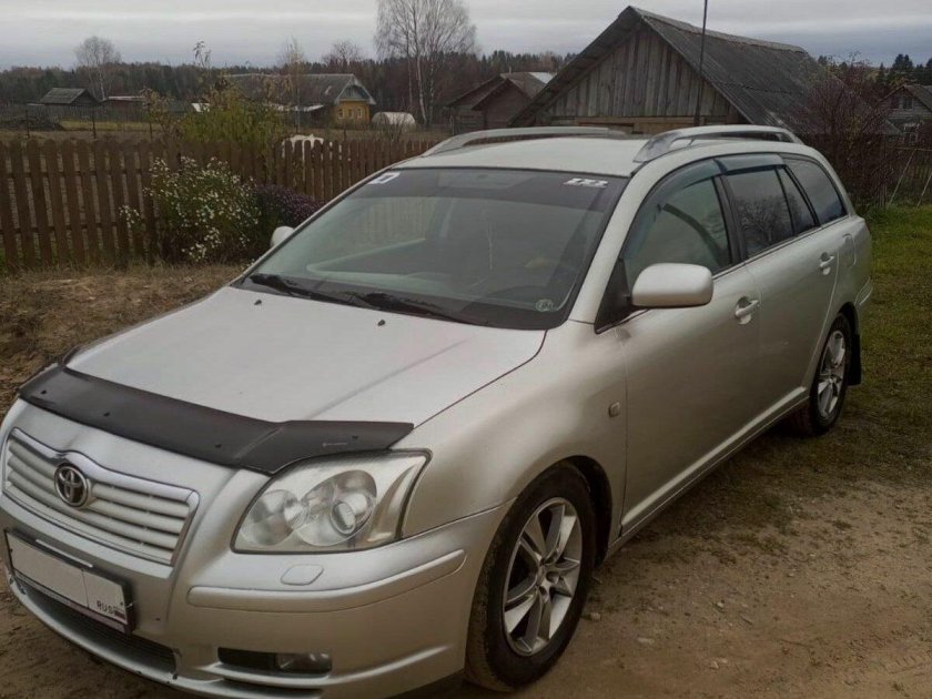 Toyota avensis 2007 универсал