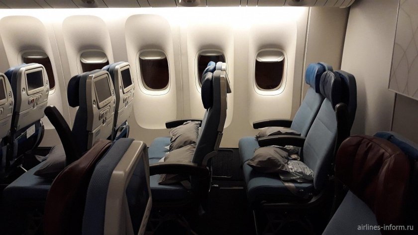 Боинг 777-300er салон