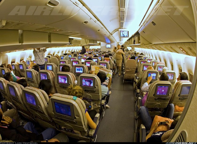 Самолет Boeing 777 салон