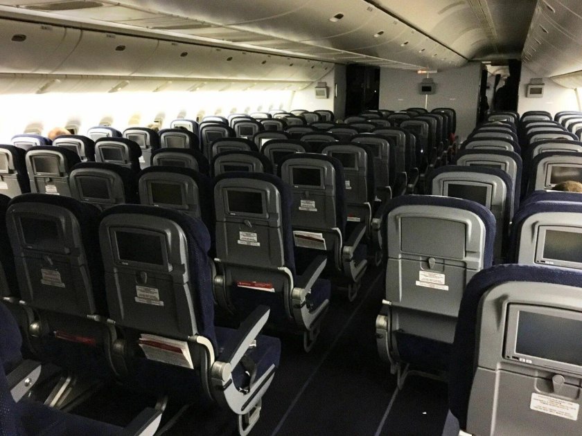 Боинг 777-300 салон