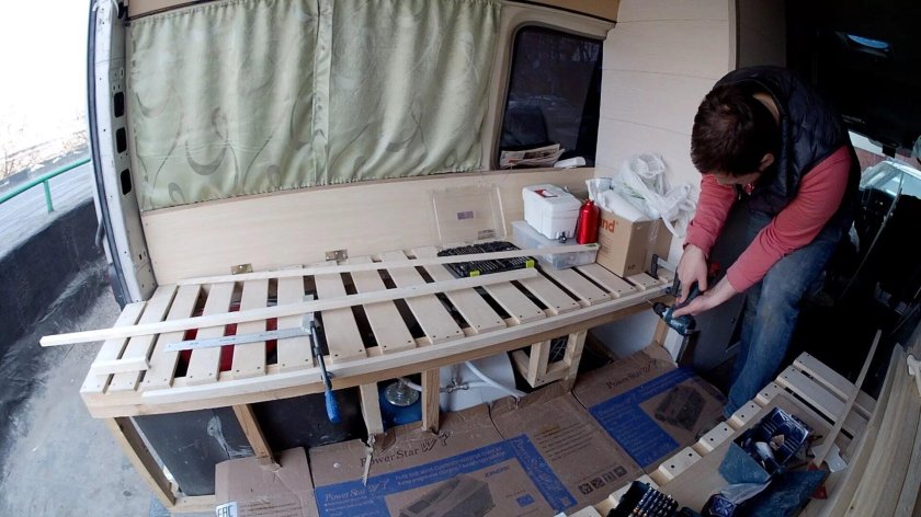 Стол трансформер для автодома