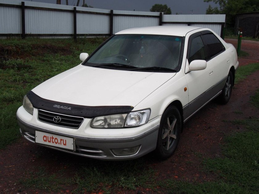 Тойота Камри Грация 2.2