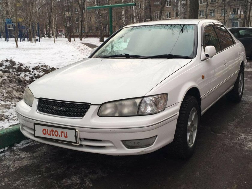 Тойота Камри Грация 2.2