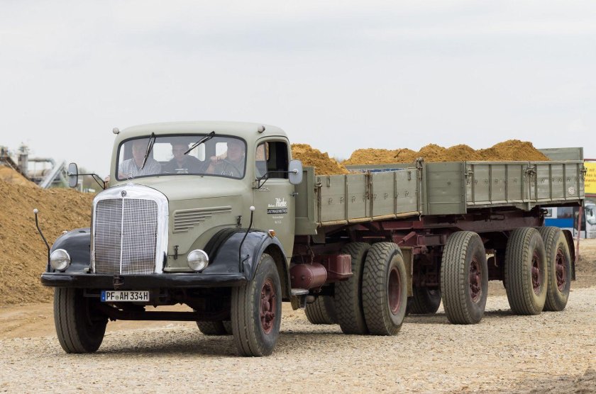 Mercedes-Benz LKW.1932 -v10