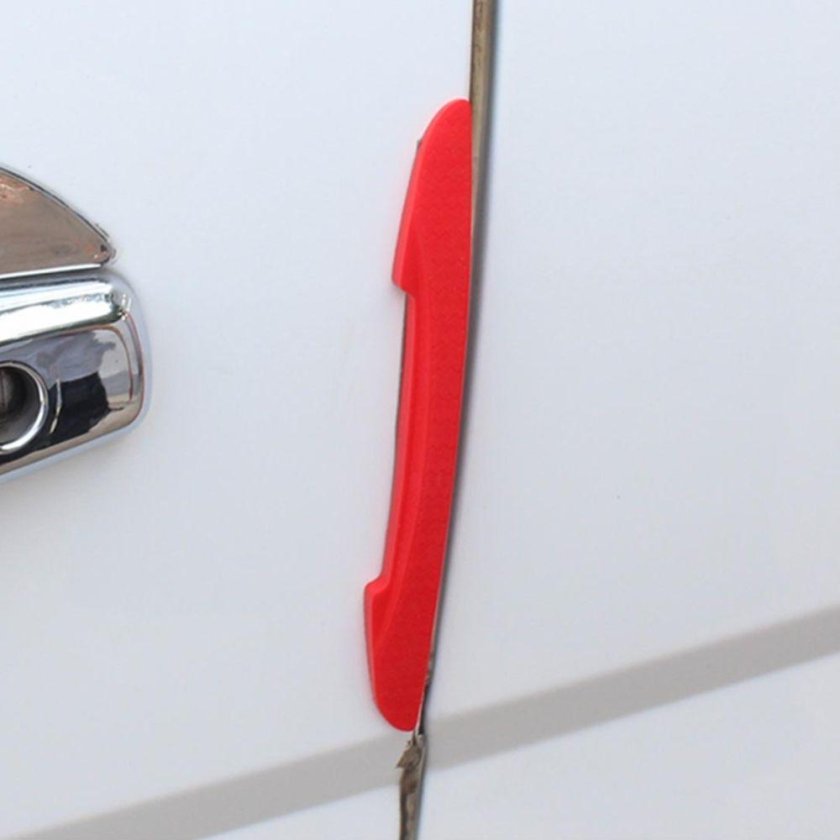 Защитные накладки на двери авто