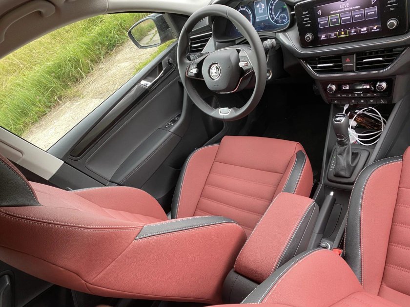 Шкода Рапид 2020 салон