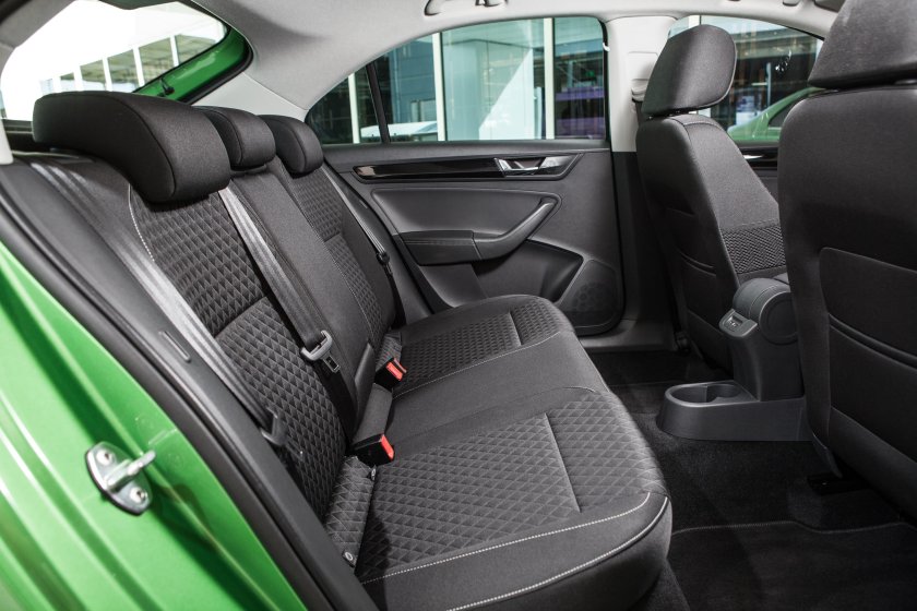 Шкода Рапид 2017 салон