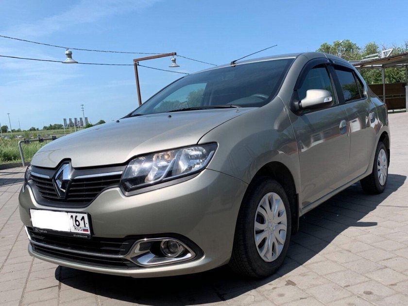 Рено Логан бежевый