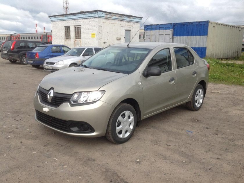 Бежевый Логан 2