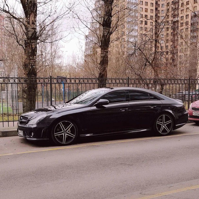 Mercedes CLS w219 чёрный