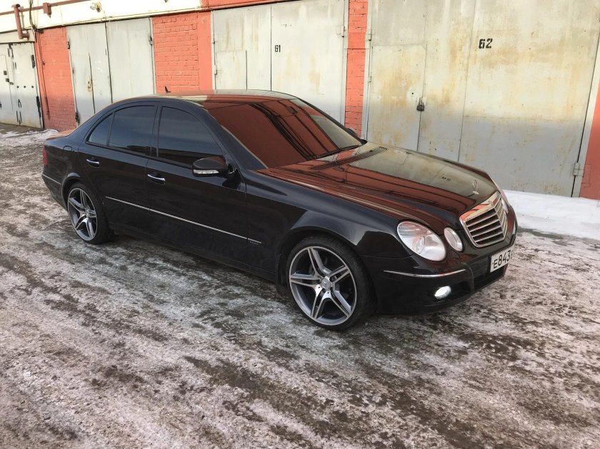 Мерседес w211 черный